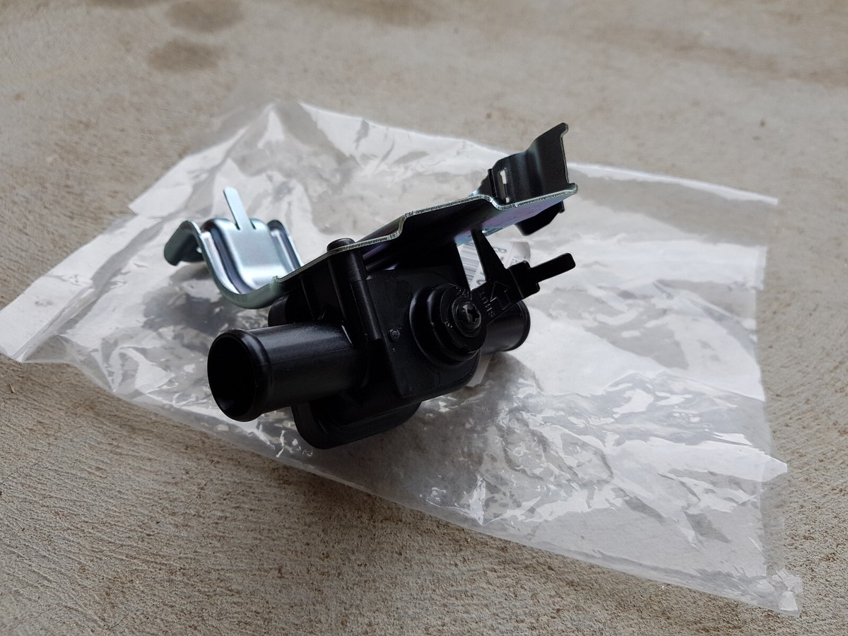 Toyota Prado 90 Series Heater Tap and Genuine for sale online | eBay