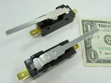 Lot 2 Cherry 15A Lever MicroSwitch Normally Open/Closed SPDT 125/250 VAC, DC E13
