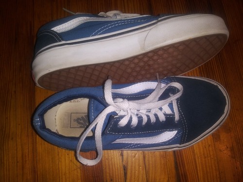 Vans Blue & Black suede toe Kids 2 - Picture 3 of 3