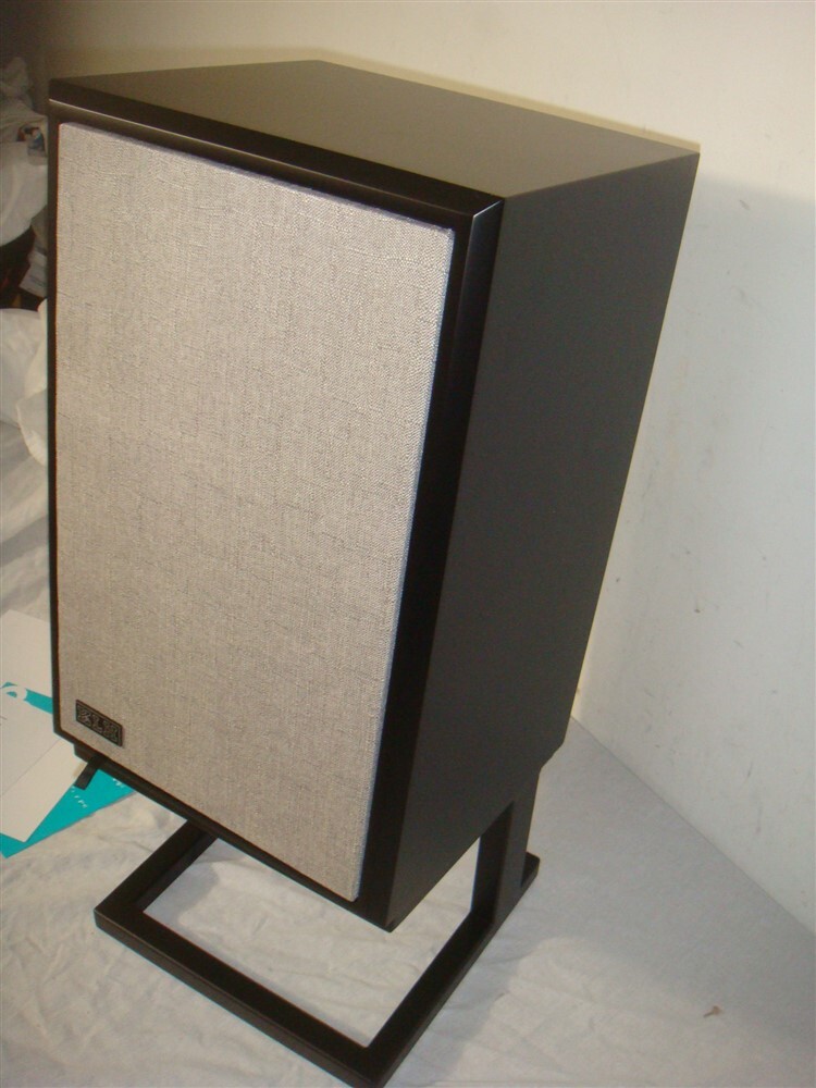 Picture 4 of 12