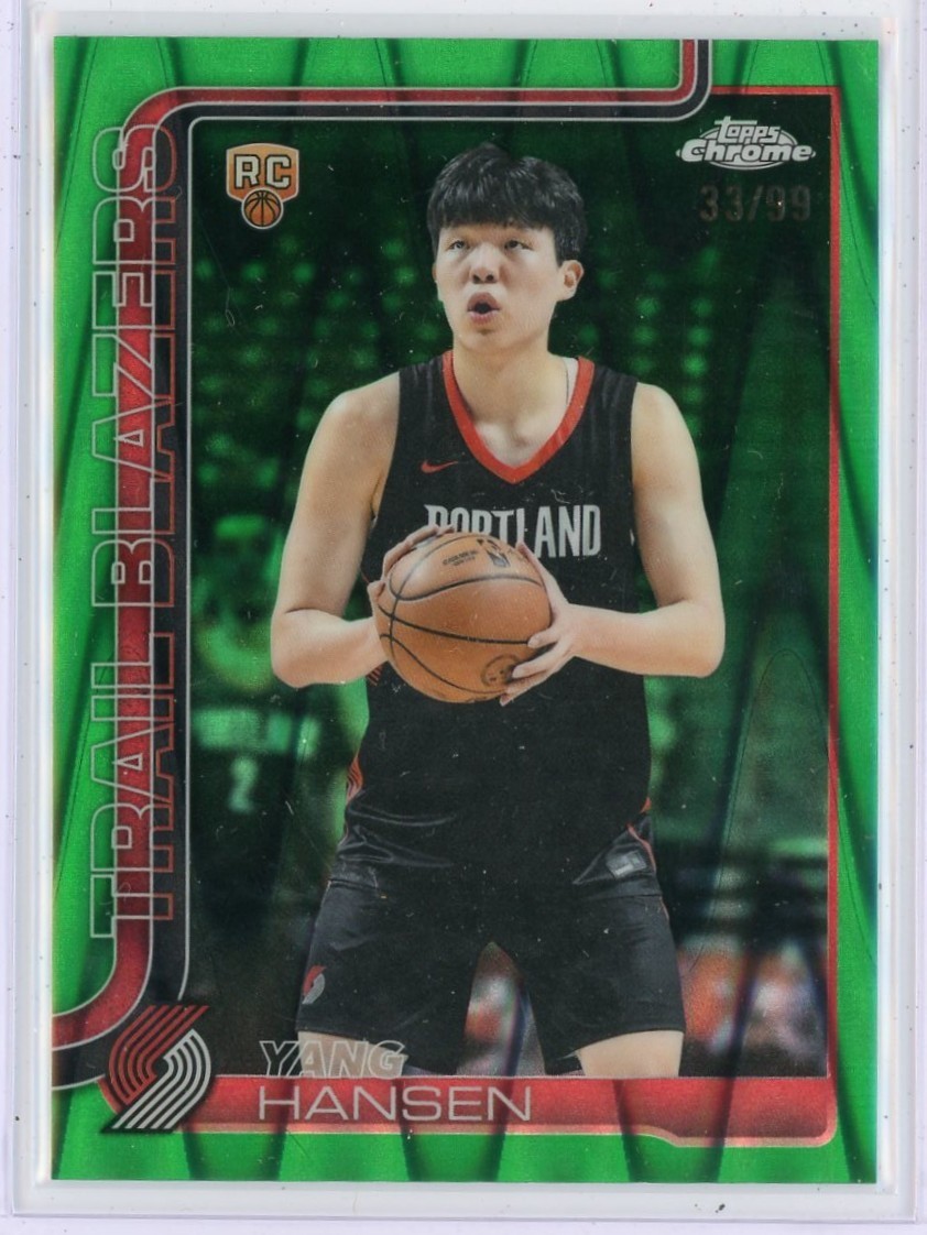 2025 Topps Chrome Yang Hansen Green Raywave Refractor /99 RC Blazers #266 NBA