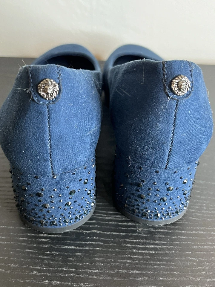 Tacones Anne Klein de gamuza azul Foto 2 de 3
