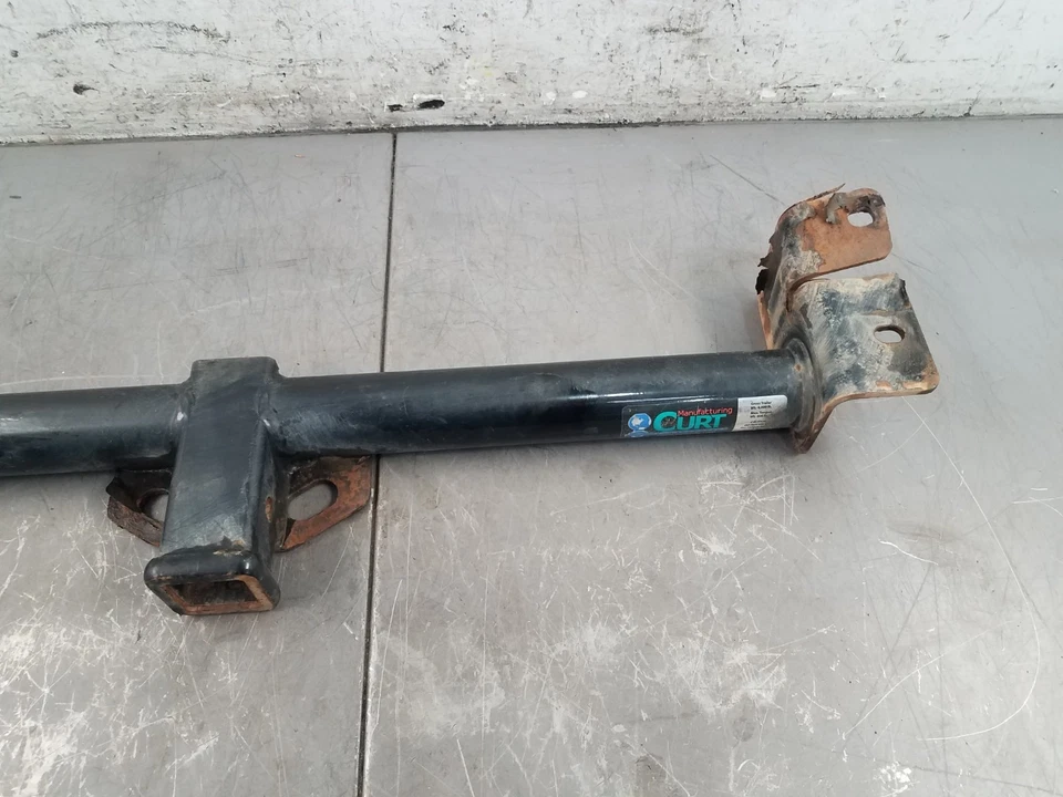 2005 Jeep Wrangler TJ Rubicon 4x4 Curt Receiver Hitch #7806 L4 - Image 2 of 4