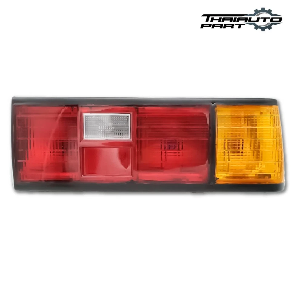 APTO 82-84 TOYOTA COROLLA SEDÁN DX E70 KE70 KE75 LUZ TRASERA LÁMPARA TRASERA NUEVA DERECHA Foto 2 de 4