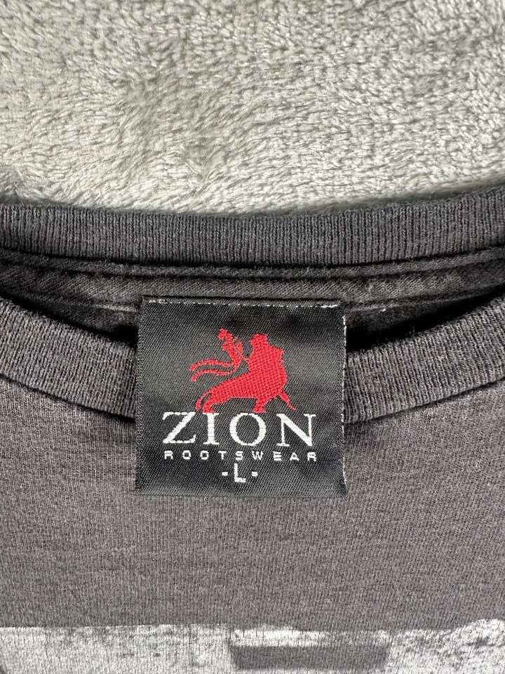 Черная мужская футболка Zion Rootswear Willie Nelson Legalize It Smoking размер Y2K - Изображение 4 из 4