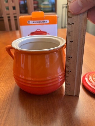 Le Creuset Mini Bean Pots with Lids - Set of Three (3) Flame, Soleil and Fennel - Bild 18 von 18