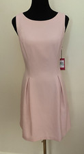 VINCE CAMUTO DRESS~8~PINK~KNEE LENGTH~SLEEVELESS~PLEATS~LG KEYHOLE W/BOW
