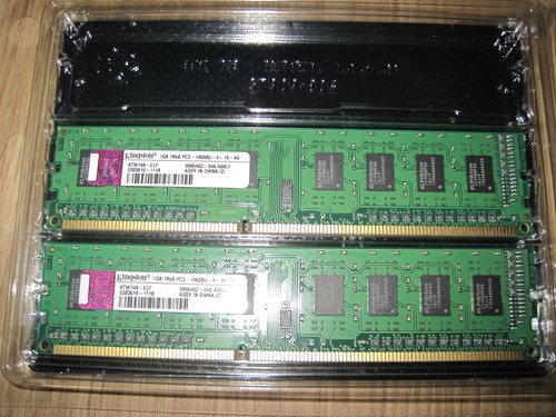 Barrette Mémoire 2Go RAM DDR3 Elixir M2F2G64CB88G7N-CG DIMM PC3-10600U 1Rx8
