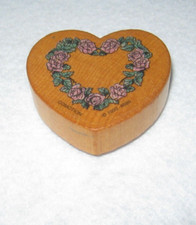 Comotion - Rubber Stamp - Heart Shape - Floral Wreath - From 1993 - Older Stamp