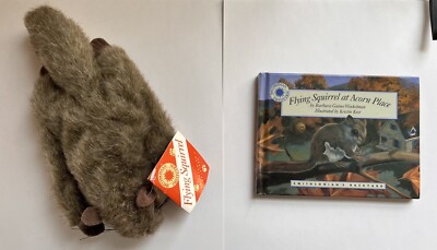 1998 Smithsonian Institution Flying Squirrel Backyard Plush Bean Bag with Book