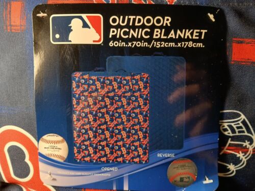 Boston Red Sox 60x70" Outdoor Picnic Blanket Officially Licensed MLB - Picture 2 of 7