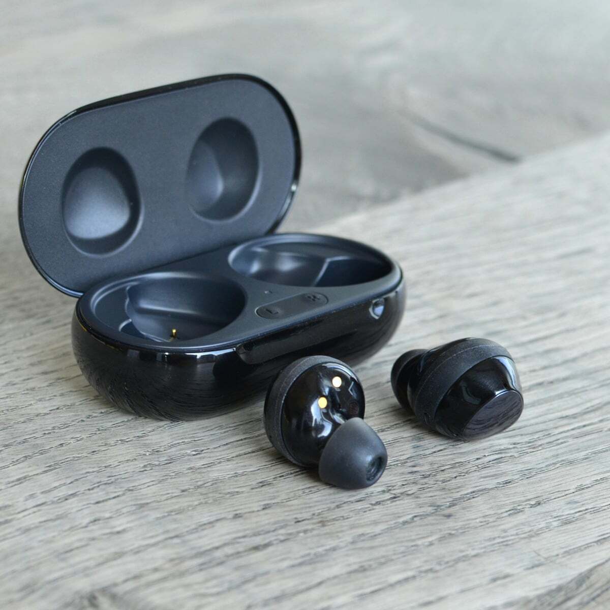Samsung SMR170NZKAXAC Galaxy Buds Bluetooth Earbuds Black for