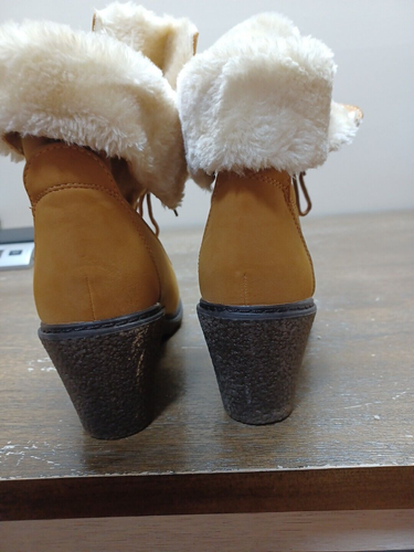 dream paris Faux fur lined Bootie boot wedge Faux Suede women's size 8 - Picture 8 of 13