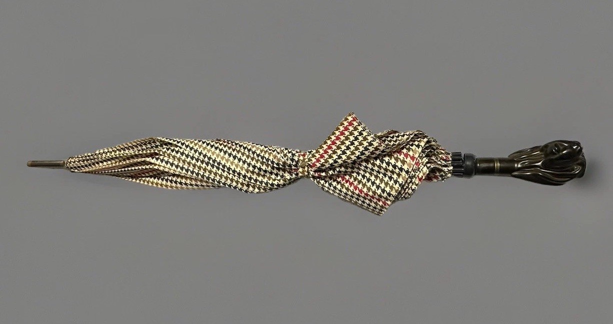 Aramis Houndstooth Pattern Large Umbrella Bloodho… - image 1