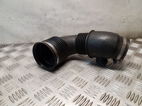 Opel Insignia A 2015 Diesel 103kW Ansaugrohr Ansaugschlauch Turbolader 55561787