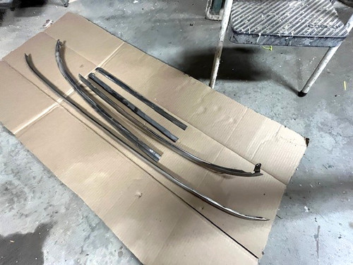 1969 1970 Mustang Fastback Windshield Trim Molding