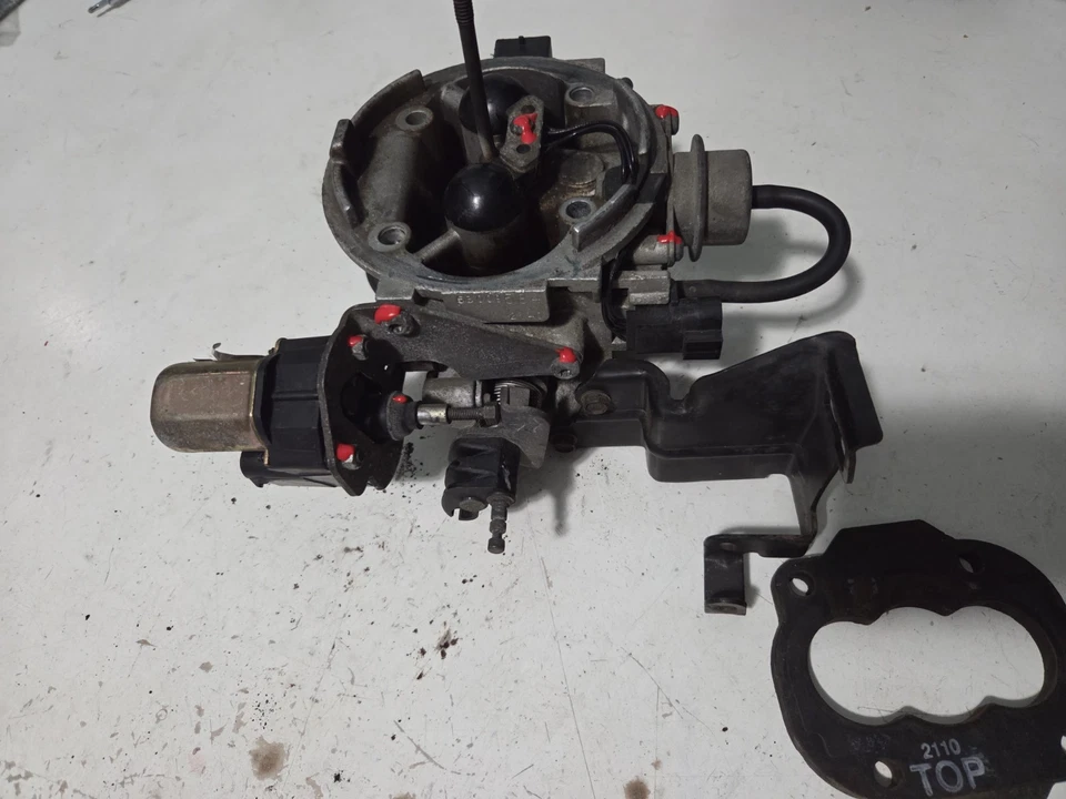 1989 - 1991 Dodge Ram Dakota V8 5.2L 318 TBI Throttle Body Assembly OEM Holley - Image 2 of 4