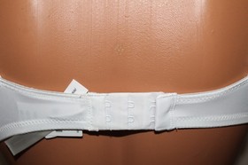 New Victoria's Secret Wear Everywhere Push Up Bra - White - Size 38C