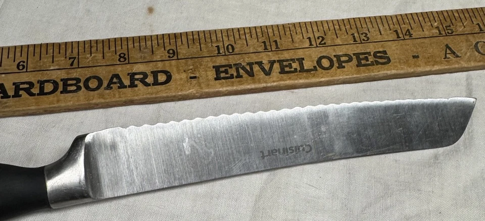 Cuisinart 8 英寸锯齿面包刀带黑色手柄锋利清洁 — 第 2/4 张图片