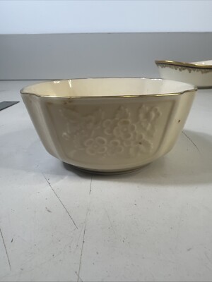 Small Lenox Arcadia Embossed Floral  Candy-Nut-Condiment Ivory Bowl Gold Rim 