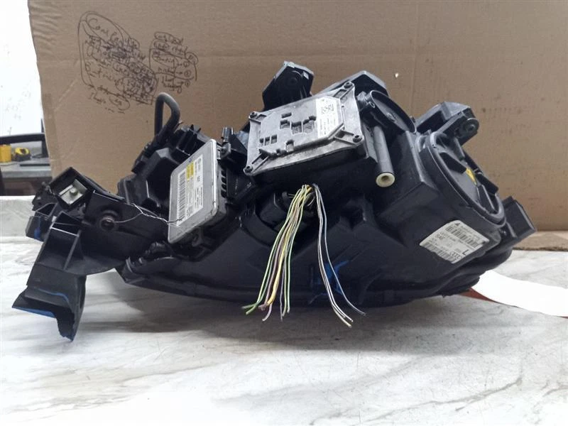 Used Left Headlight Assembly fits: 2010 Audi A4 Sdn xenon HID self adjusting opt Foto 2 de 4