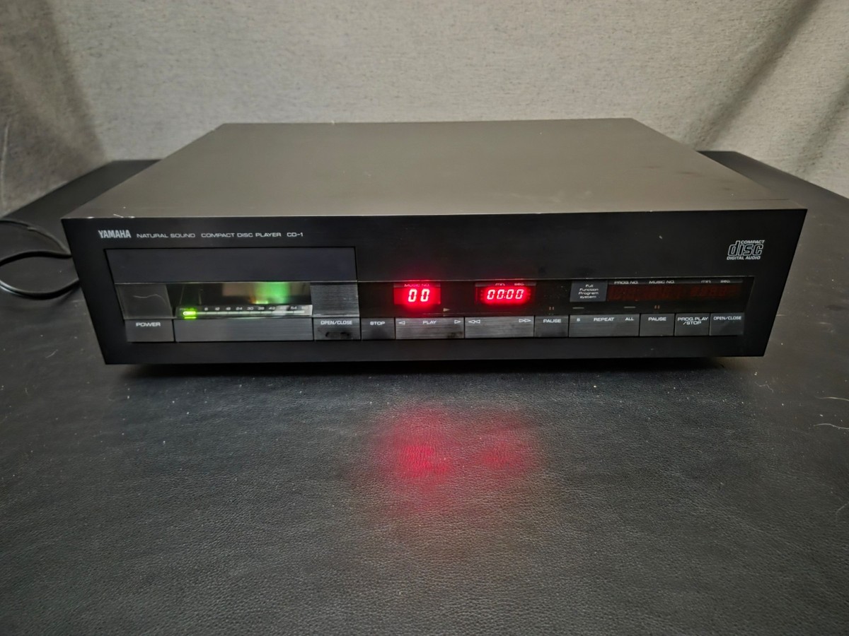 Yamaha CD-1 Yamaha's FIRST CD Player! Rare VIDEO DEMO