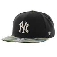 47 Brand Snapback Cap - Captain New York Yankees Fisherman