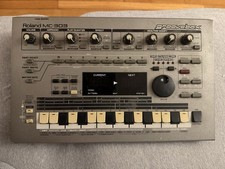 Roland MC-303 Groove Box Drum Machine, Synthesizer, Midi Sequencer