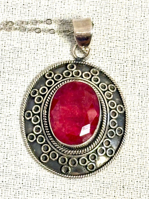Vintage BJC Samuel Behnam handgefertigte Sterling ''Kreis'' und Rubin Halskette an 20 Kette.