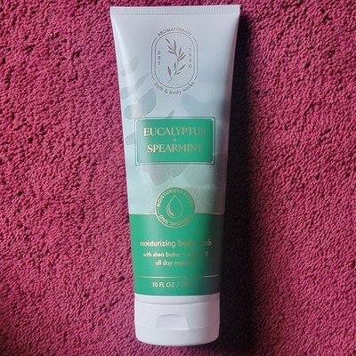 Bath and Body Works Eucalyptus & Spearmint Moisturizing Body Wash 10 Fl Oz NEW
