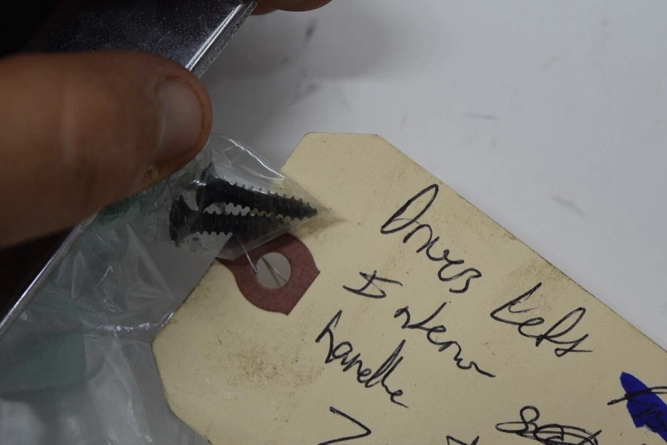 Camión Chevrolet GMC 1985-91 carrocería cuadrada C K usado GM RH manija de puerta bisel 9214 Foto 4 de 4