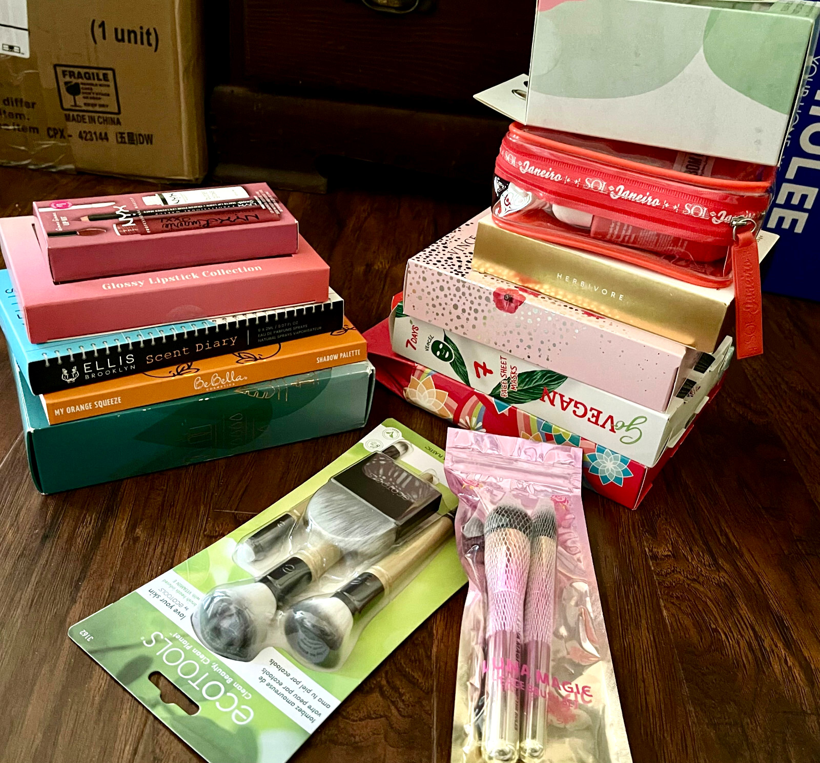 Premiere Beauty Gift Sets-Great Items/Best Brands!  Plus U Get Gifts!  LOOK READ