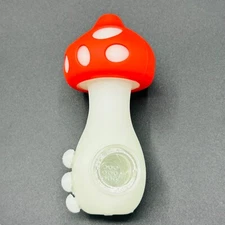 Silicone Smoking Pipe with Glass bowl GLOWS red  MUSHROOM pipe