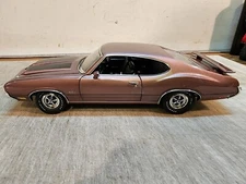 ACME: 1:18 1970 OLDSMOBILE 442 REGENCY ROSE - A1805626-NEW & LIMITED TO 348 MADE
