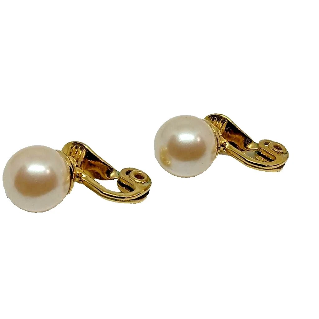 Monet Stud Fashion Earrings