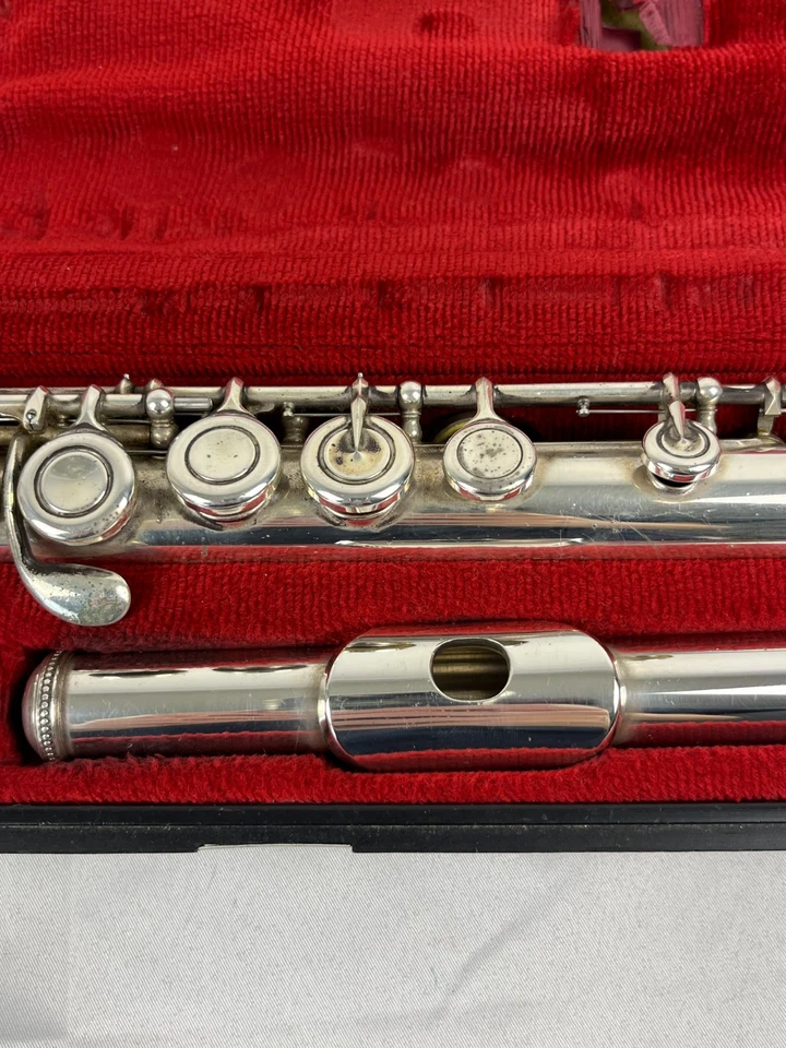 Профессиональная модель флейты YAMAHA YFL-451 серебристая с чехлом - Изображение 4 из 4