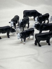 Custom CM Ertl 1:64 Lot Of 13 Black Baldy Cows M/F Cattle Farm Animal Diorama