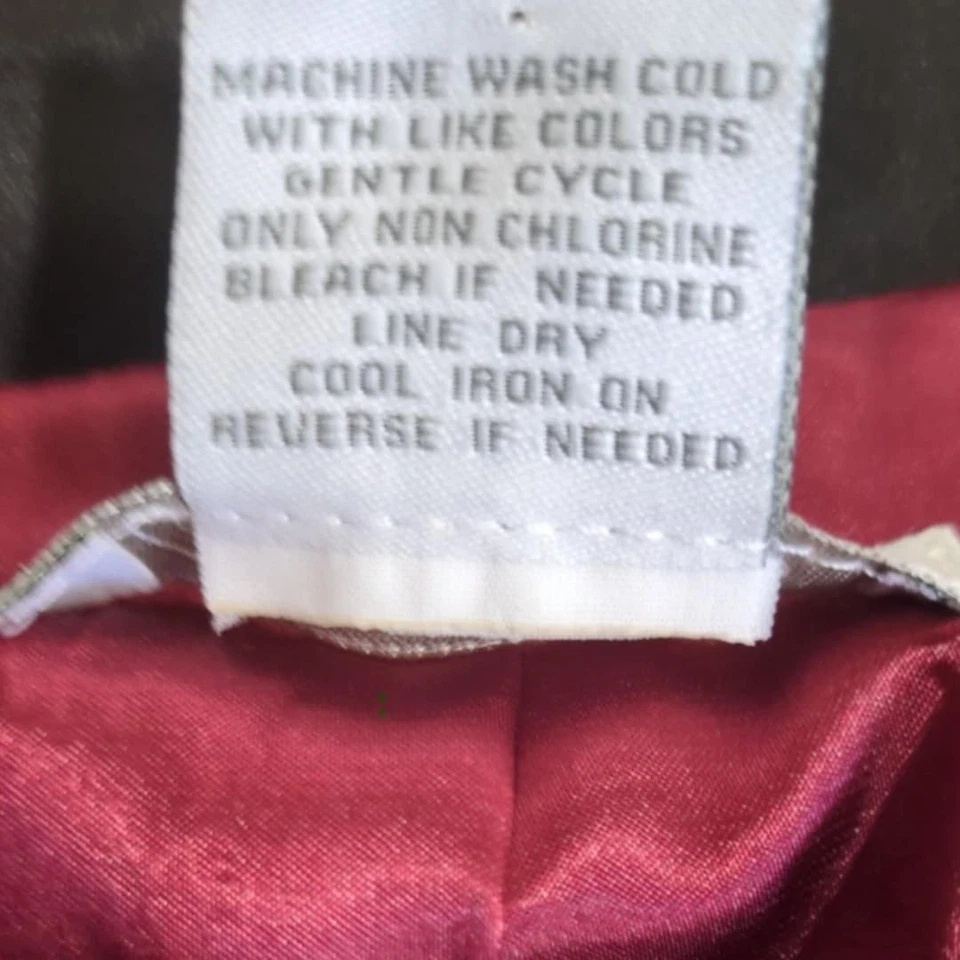 Chaleco Charlotte Russe Negro Satinado Talla Med Gótico Dollz Vampiro Rojo Forro Elegante Foto 4 de 4