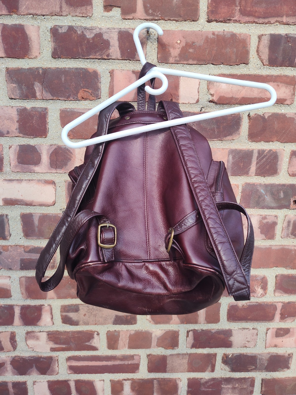 Brown Clava-style Leather Drawstring Backpack - image 8