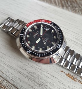 bulova devil diver vintage