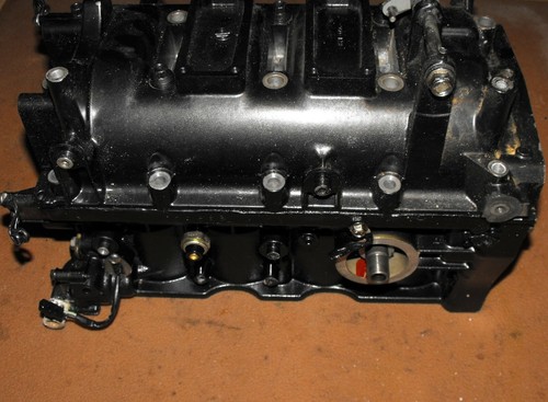 Suzuki 70 HP Cylinder Block Assembly PN 11300-99E05-019 Fits 1998-2009 - Picture 5 of 10
