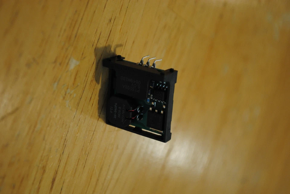 ONE - Power Trends PT5101A 5V 1A Positive Step-down Int. Regulador de comutação - Novo - Imagem 3 de 4