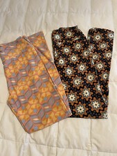 Women  s One Size Lularoe Leggings Lot Of 2 Multi Color NWOT