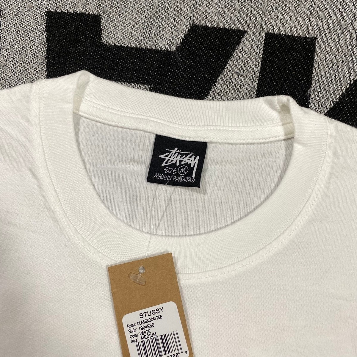 STUSSY CLASSROOM TEE Tシャツ Amazon.co.jp: [ステューシー] CLASSROOM TEE Tシャツ MOSS [S