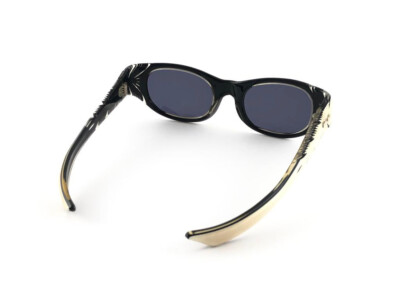 VINTAGE MAY CAT EYE WHITE & BLACK MEDIUM SIZE 1970'S SUNGLASSES | eBay
