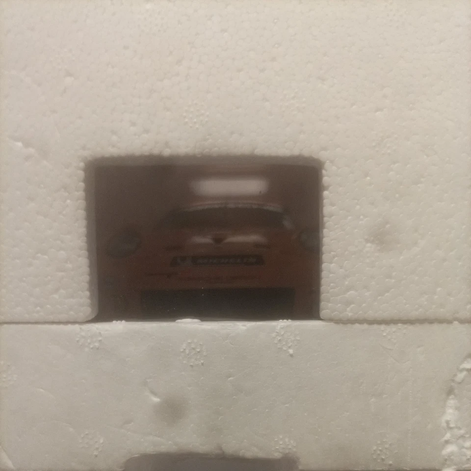 Spark 1/18 Scale Resin 18S393 - Porsche 911 RSR #92 Le Mans 2018 Christensen - Image 3 of 3