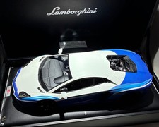 MR COLLECTION 1/18 LAMBORGHINI AVENTADOR 179728