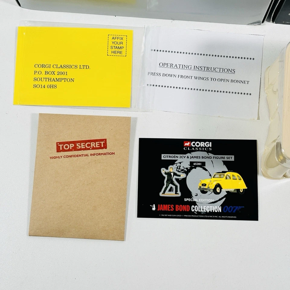 RARO Corgi 65301 James Bond Set Diecast Citroen 2CV y Figura James Bond Pintada Foto 4 de 4