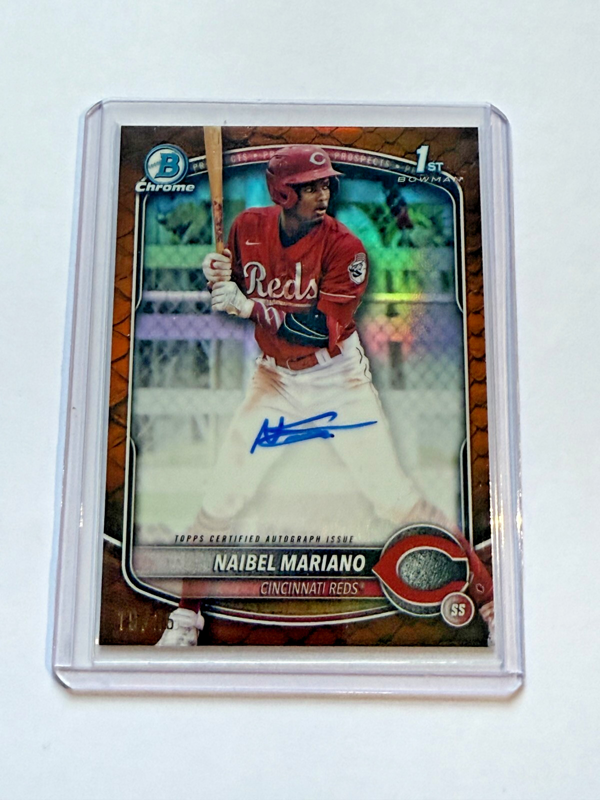 2025 Bowman Naibel Mariano 1st Chrome Auto Reptilian Orange Refractor 19/25 Reds