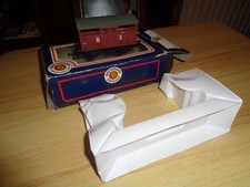 Bachmann 33-651  Cattle Wagon (L.N.E.R)